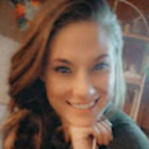 Meet your Posher, Caitlyn marie